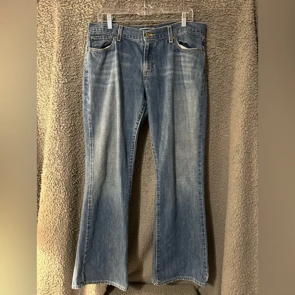 Old Navy Flare Women's Jeans in Blue - Picture 1 of 3